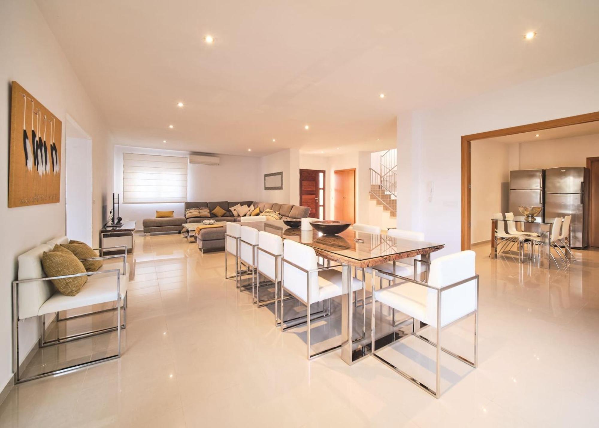 Villa Romeo 2Km From Ibiza Town And 1Km From Talamanca Beach Santa Eularia des Riu Exterior photo