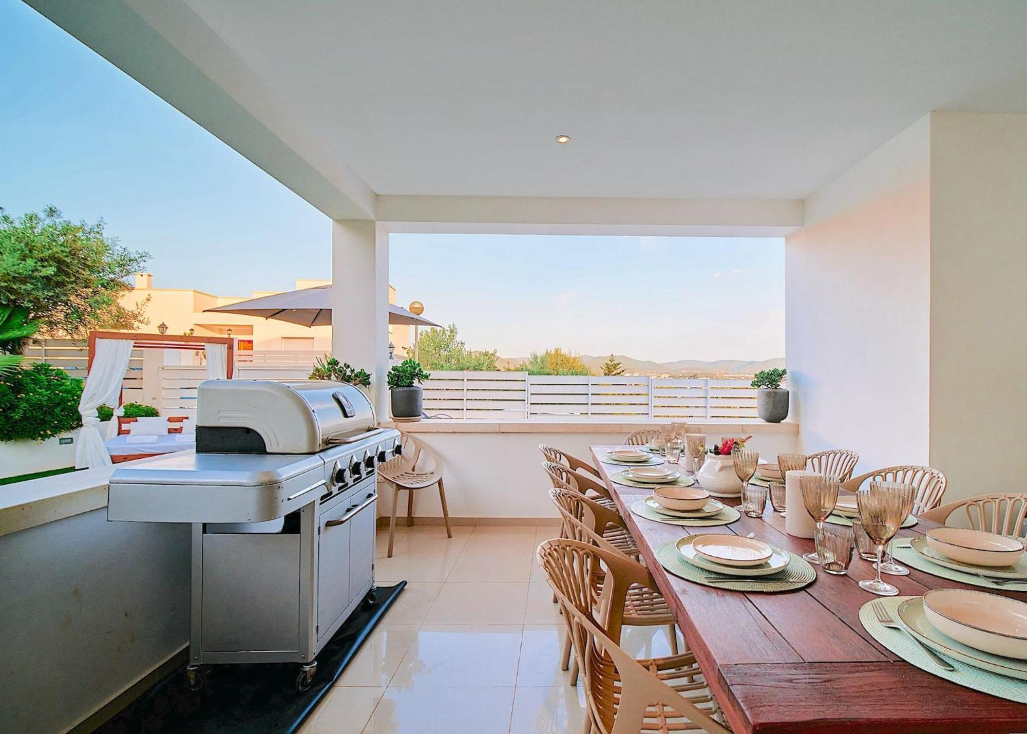 Villa Romeo 2Km From Ibiza Town And 1Km From Talamanca Beach Santa Eularia des Riu Exterior photo
