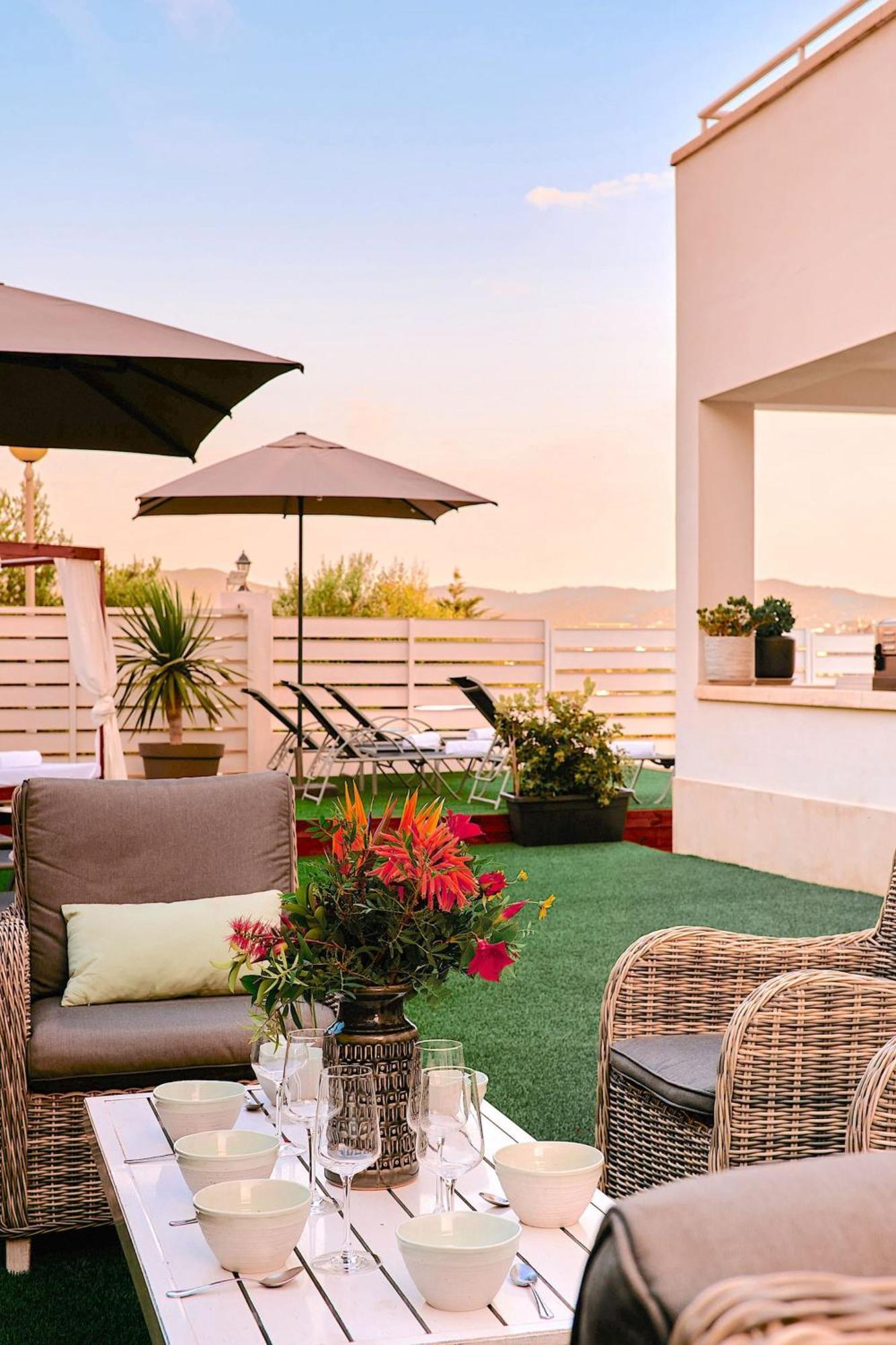 Villa Romeo 2Km From Ibiza Town And 1Km From Talamanca Beach Santa Eularia des Riu Exterior photo
