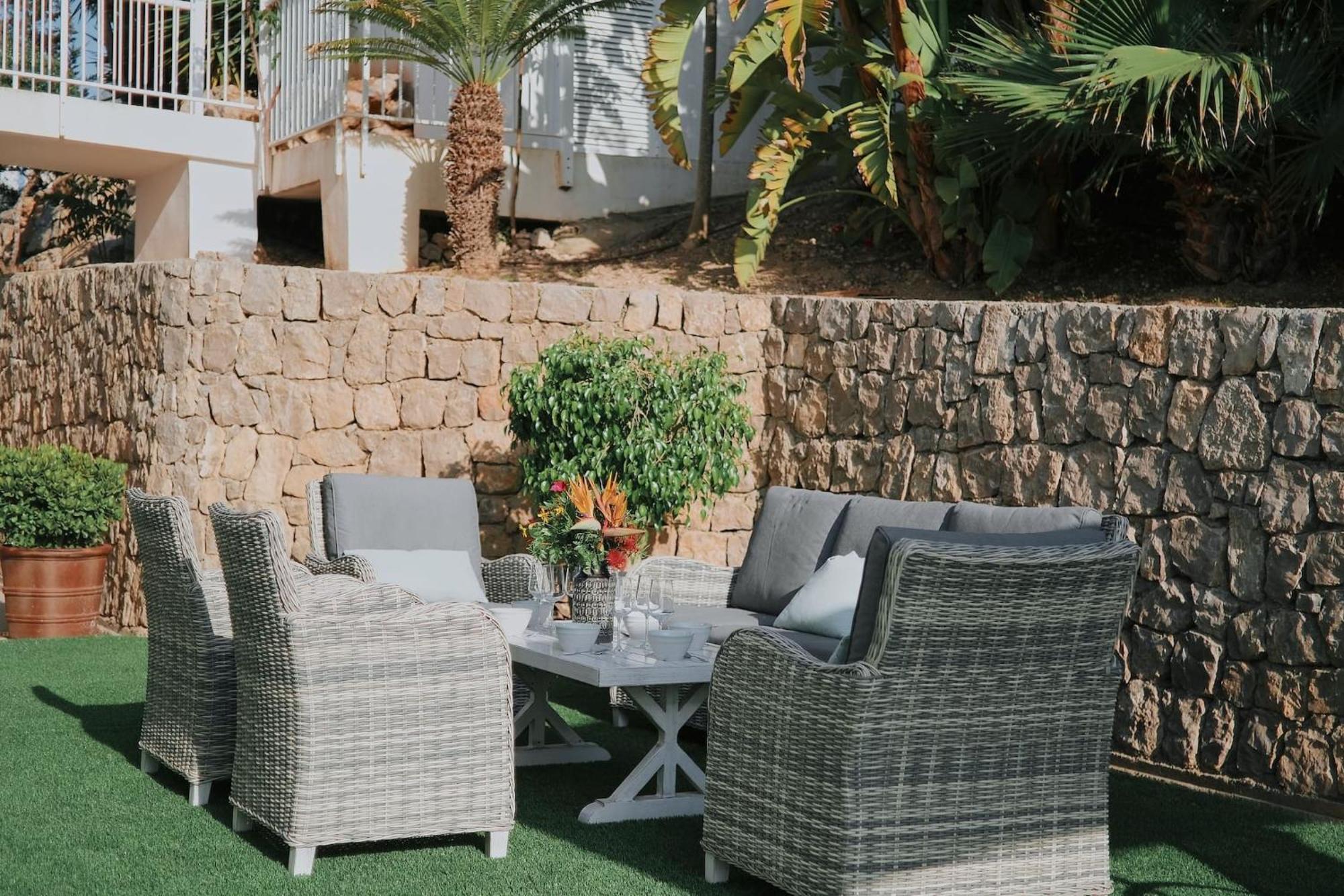 Villa Romeo 2Km From Ibiza Town And 1Km From Talamanca Beach Santa Eularia des Riu Exterior photo